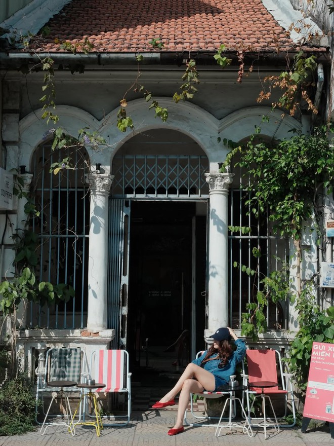 Giày búp bê đế bệt giúp nàng di chuyển linh hoạt mỗi ngày 6 Giày búp bê đế bệt giúp nàng di chuyển linh hoạt mỗi ngày - Ảnh 6.