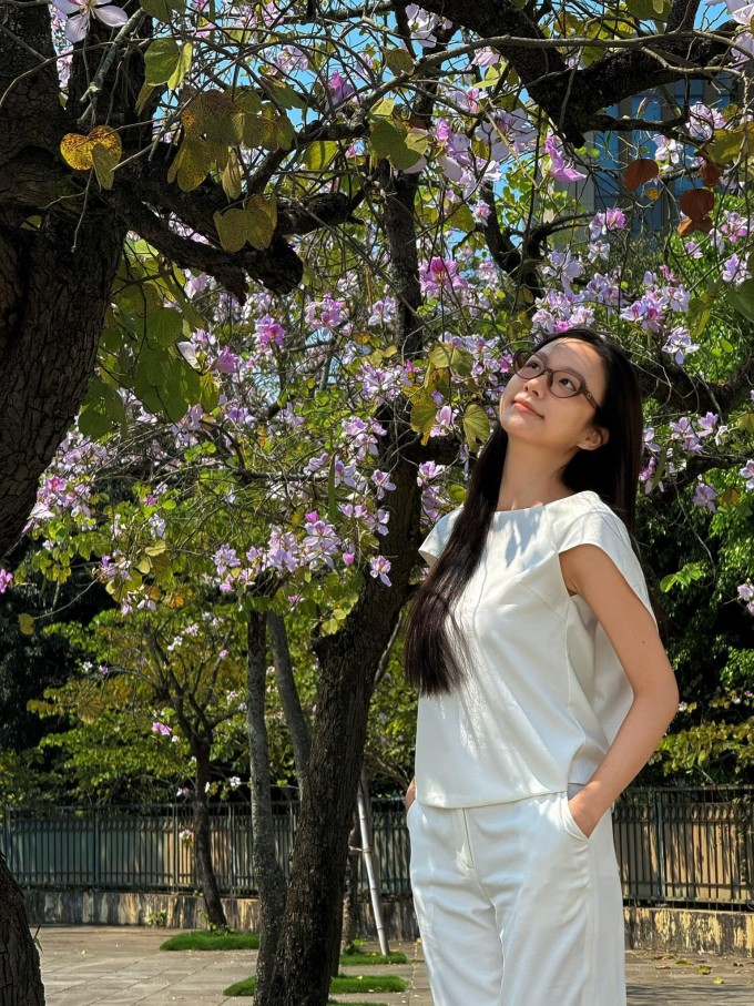 Á quân Next Top Vũ Mỹ Ngân: Tôi cố thích nghi dù thu nhập nghề mẫu không đủ tiêu 3 Vũ Mỹ Ngân ở đời thường.