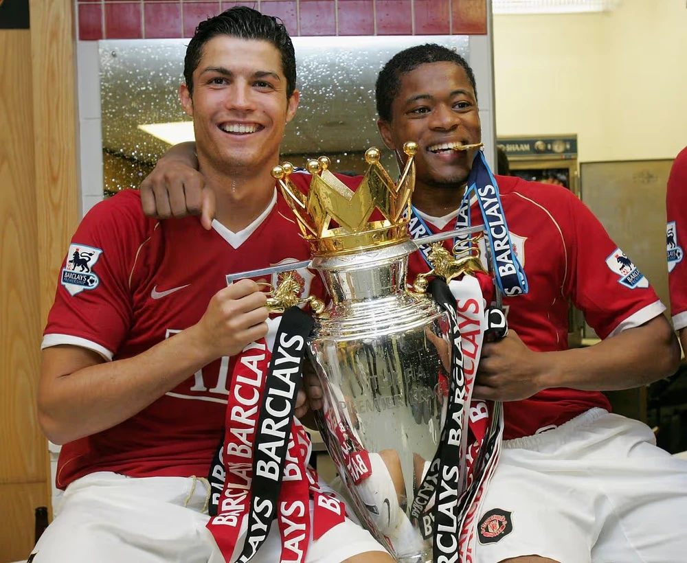 mu-evra-ronaldo.jpg