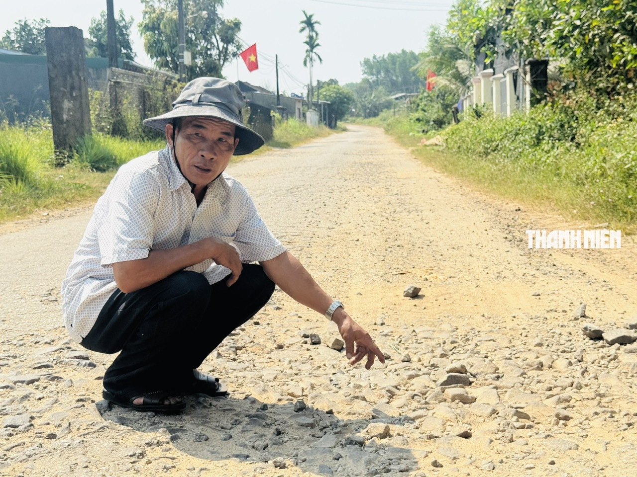 Đường ĐH09 ở Bình Minh 'tan nát', người dân khốn khổ- Ảnh 5.