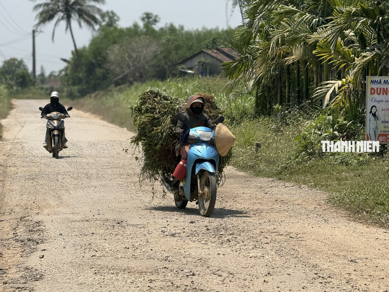 Đường ĐH09 ở Bình Minh 'tan nát', người dân khốn khổ- Ảnh 8.