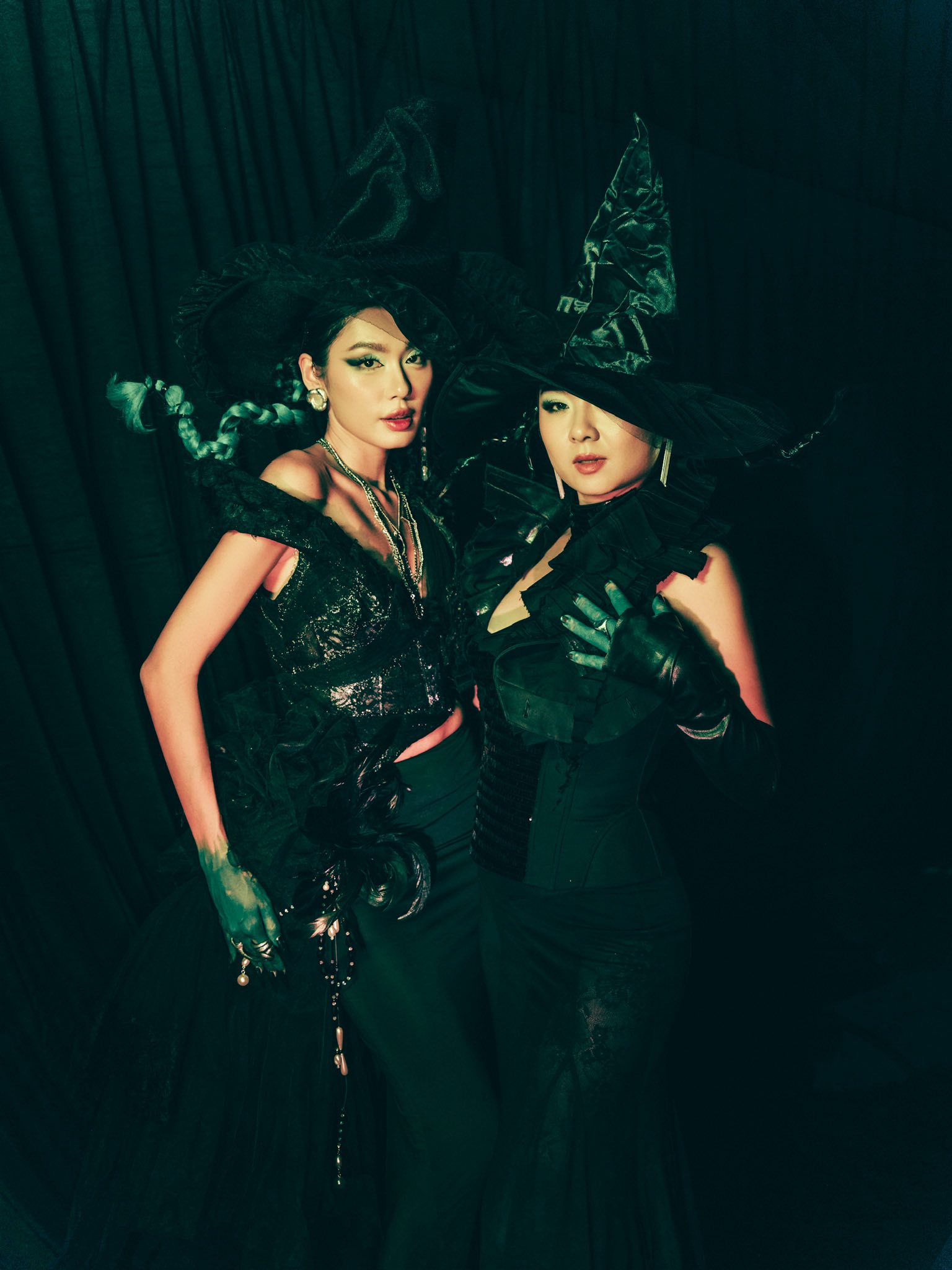 1775783073 649 Quynh Anh Shyn het ga het so fashionista lam MV