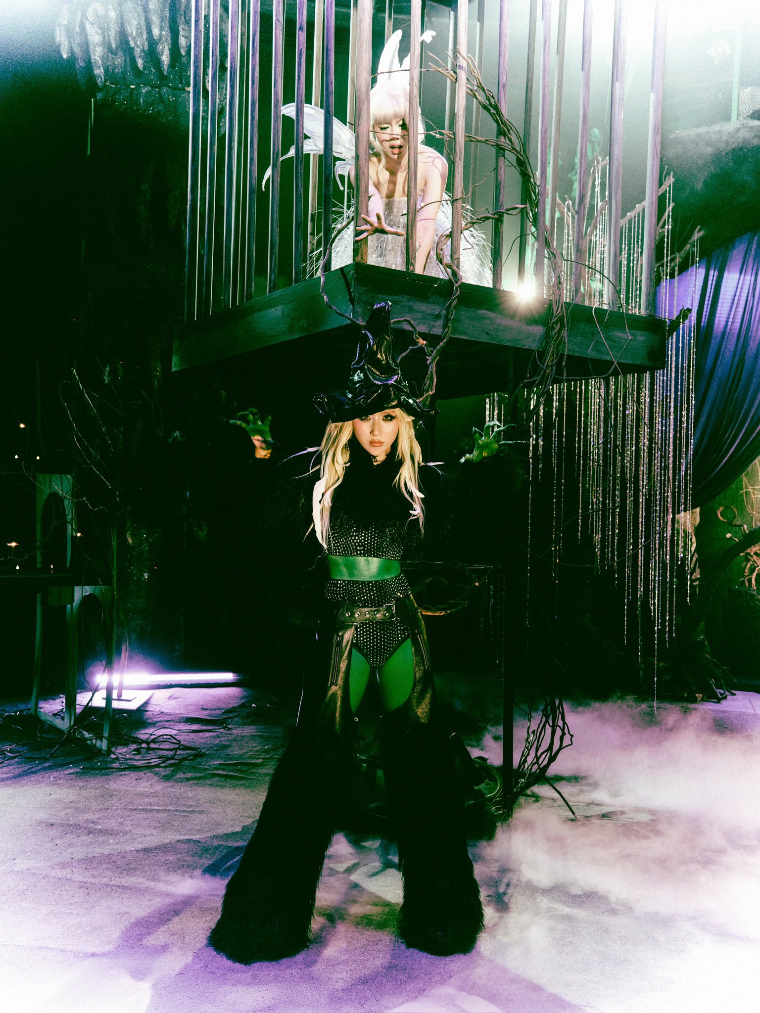 1775783079 68 Quynh Anh Shyn het ga het so fashionista lam MV