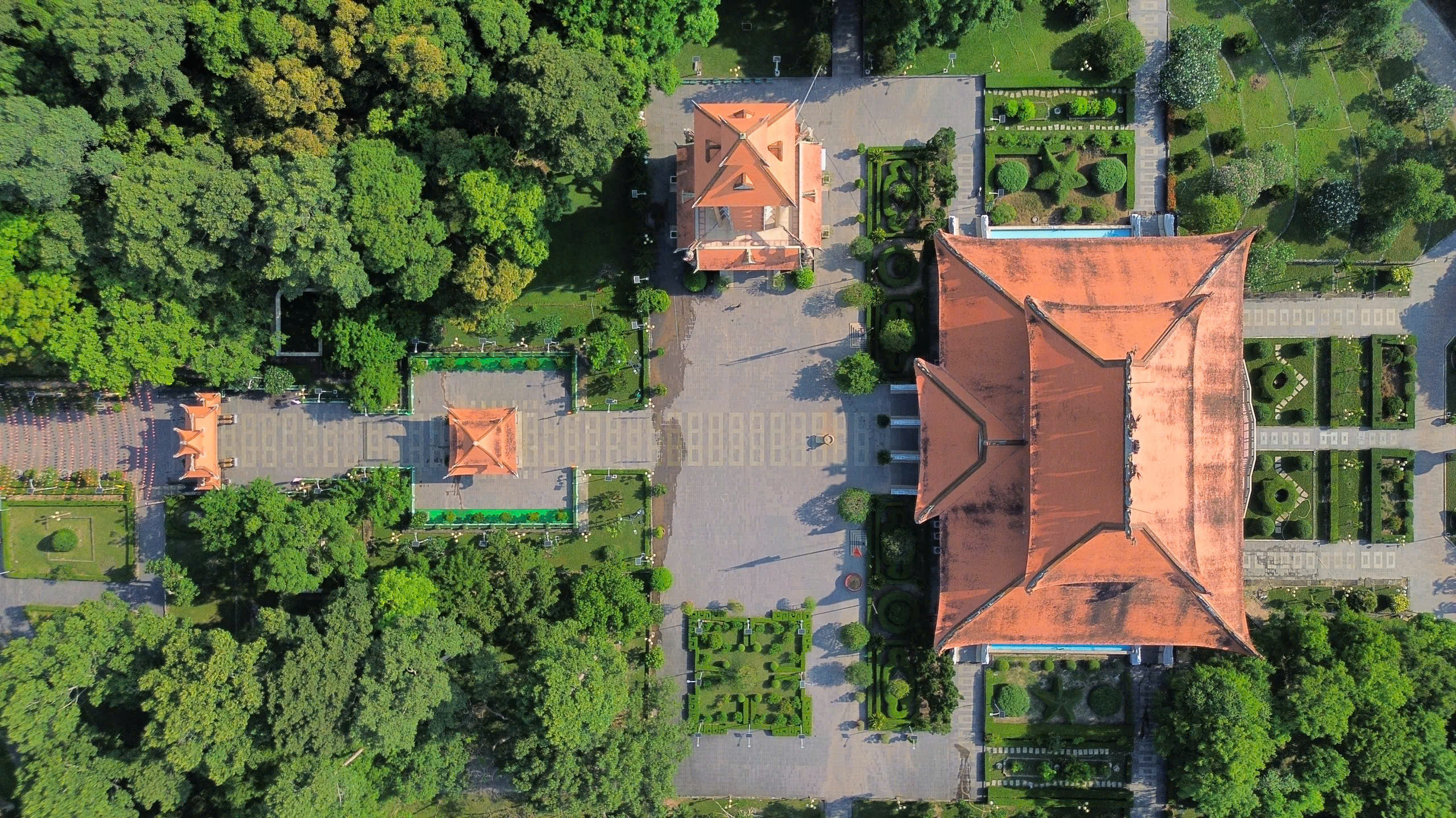 Giải mã kiến trúc ngôi đền tưởng niệm liệt sĩ lớn nhất Việt Nam- Ảnh 2.