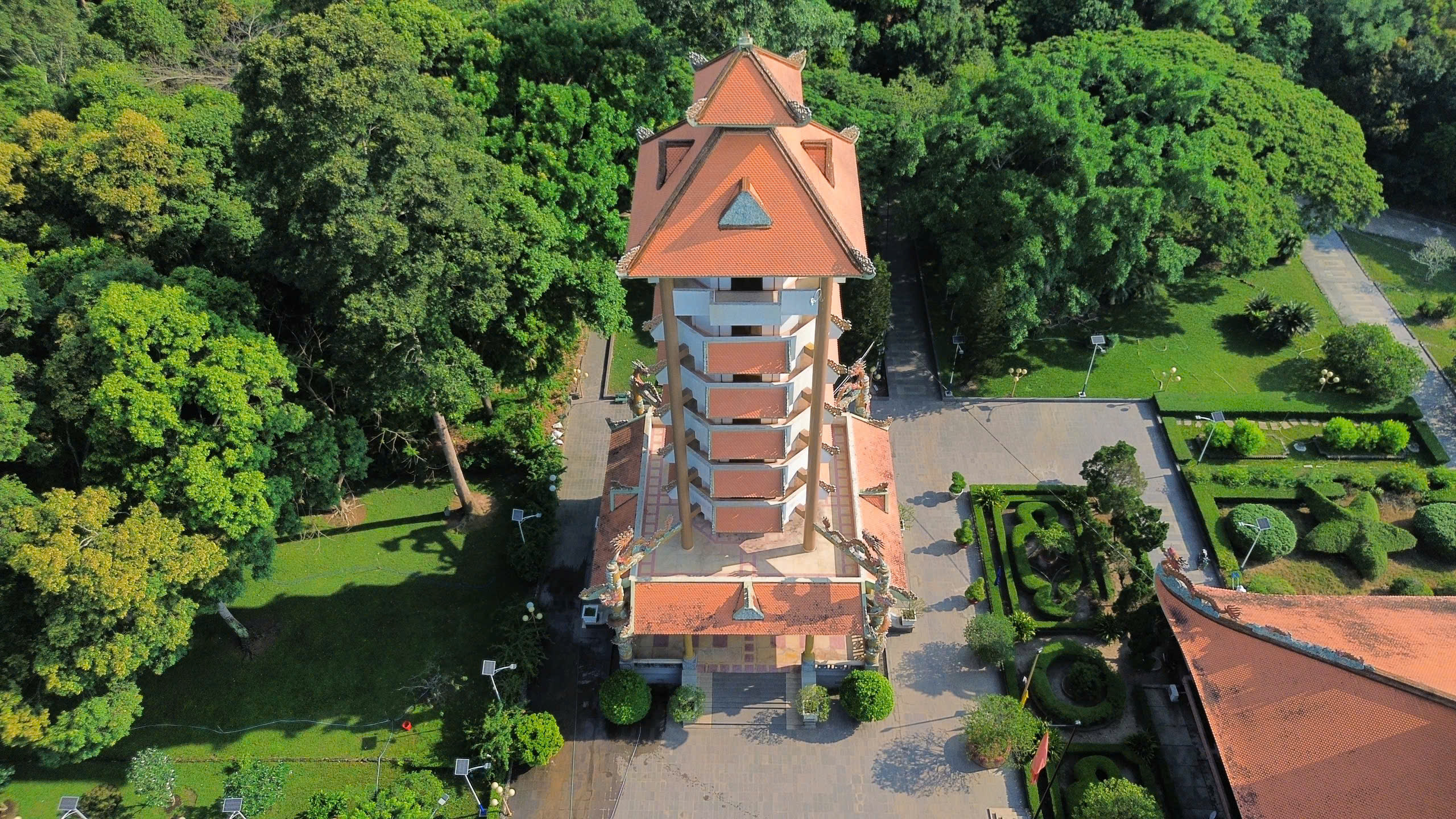 Giải mã kiến trúc ngôi đền tưởng niệm liệt sĩ lớn nhất Việt Nam- Ảnh 4.