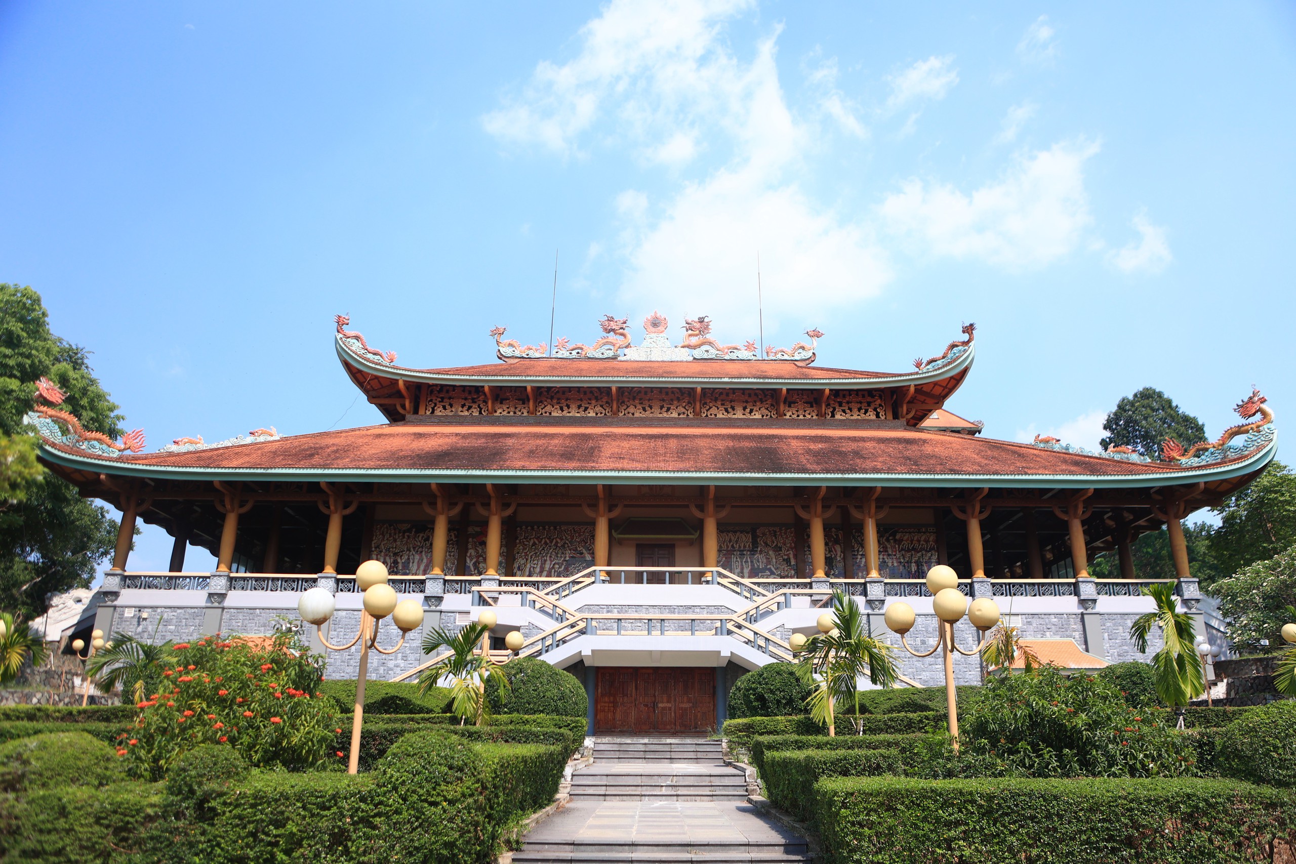 Giải mã kiến trúc ngôi đền tưởng niệm liệt sĩ lớn nhất Việt Nam- Ảnh 5.