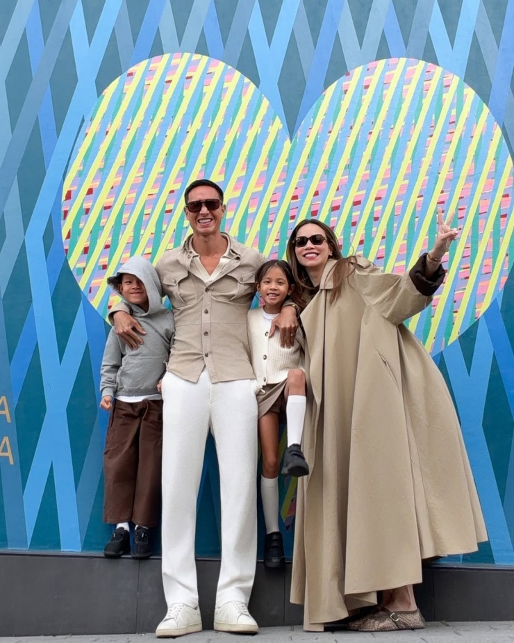 Gu mặc đồng điệu của gia đình Hồ Ngọc Hà - 2