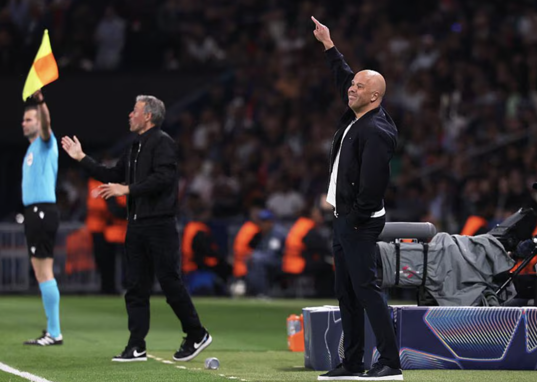 Liverpool chưa xác định thời điểm sa thải 