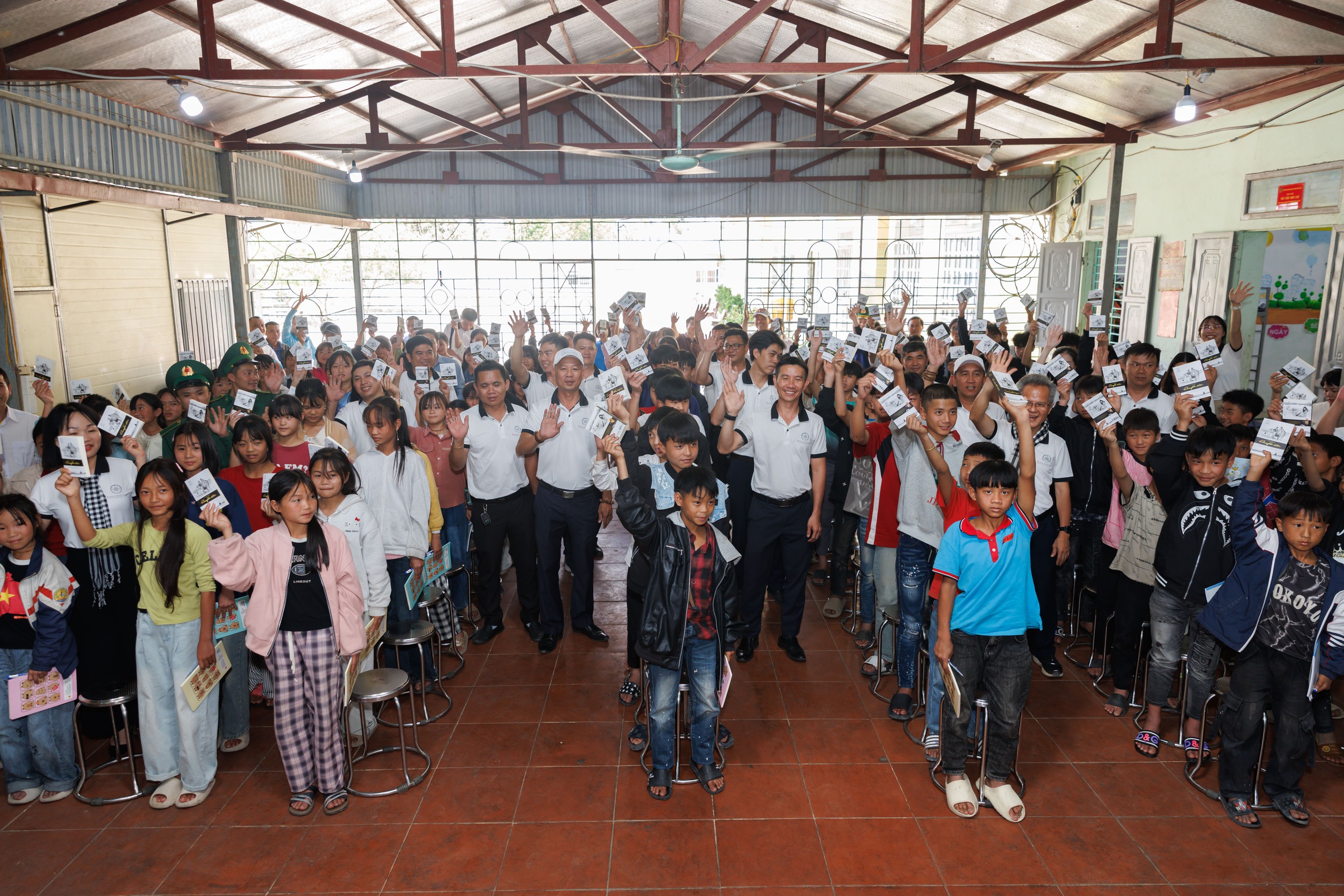 Hành trình Từ Trái Tim tiếp lửa nơi biên cương phía bắc Tổ quốc - Ảnh 7.