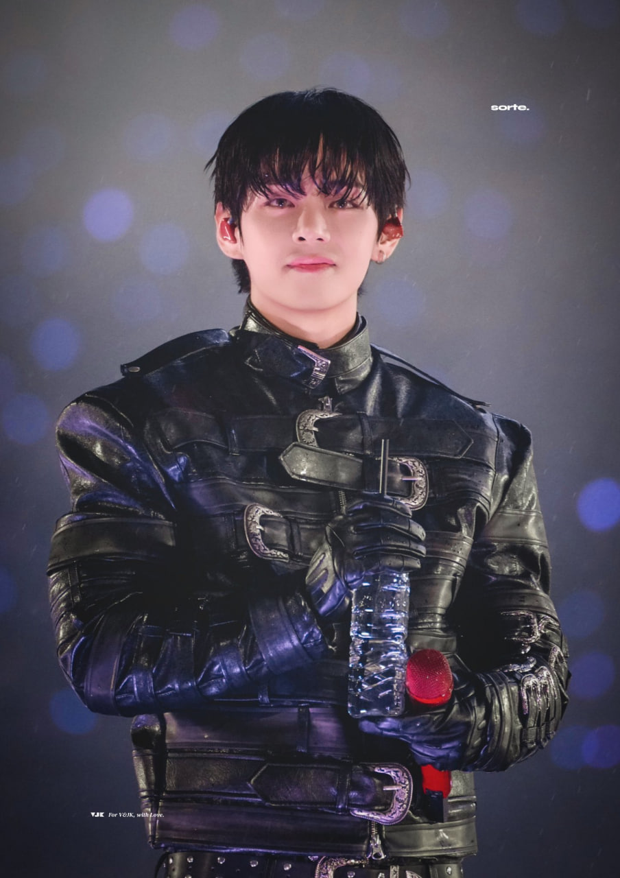 1775796051 630 V BTS dep sang bung bat chap troi mua