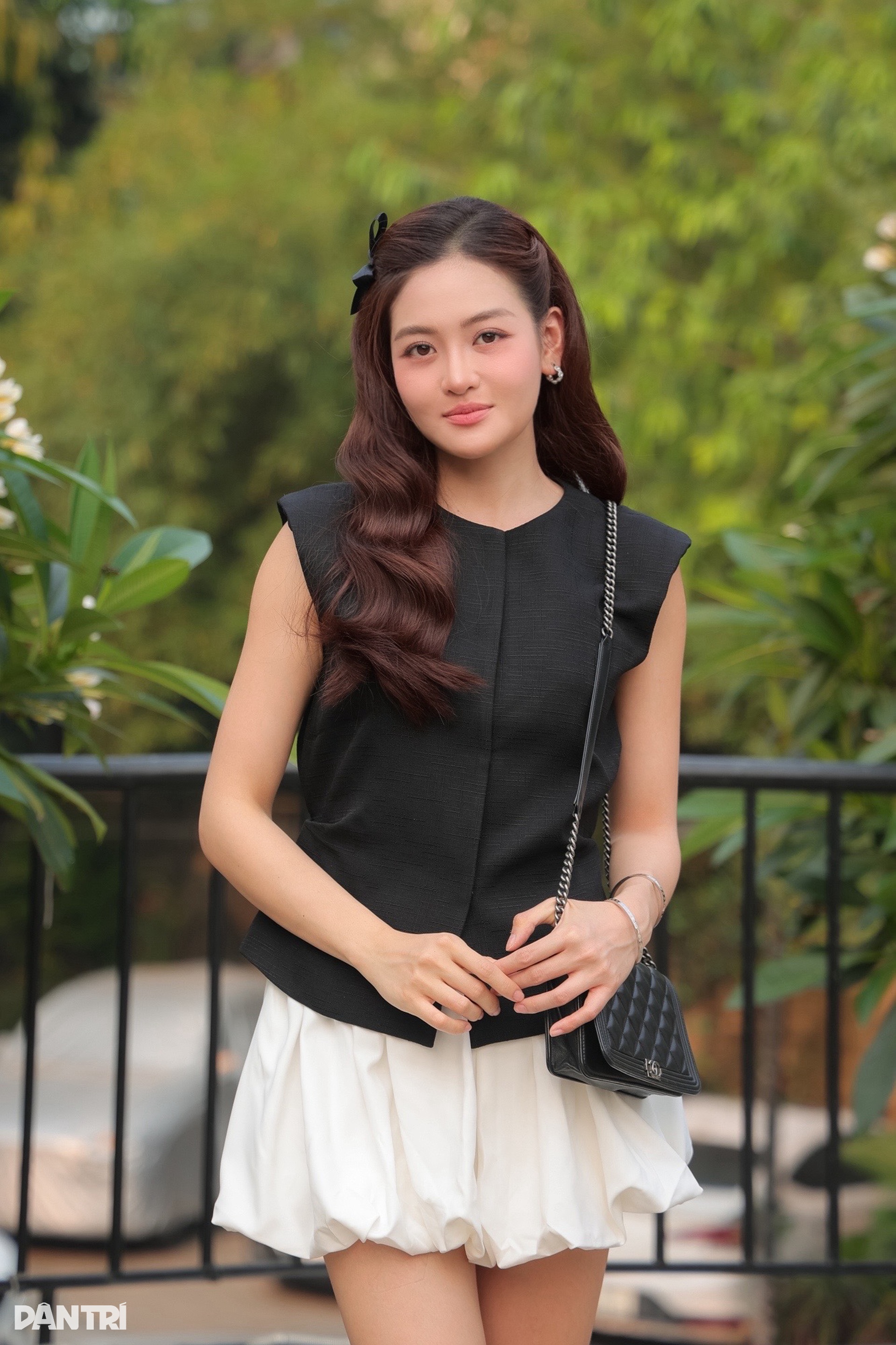 Nữ diễn viên phim giờ vàng cuốn hút nhờ gu thời trang tinh tế - 2