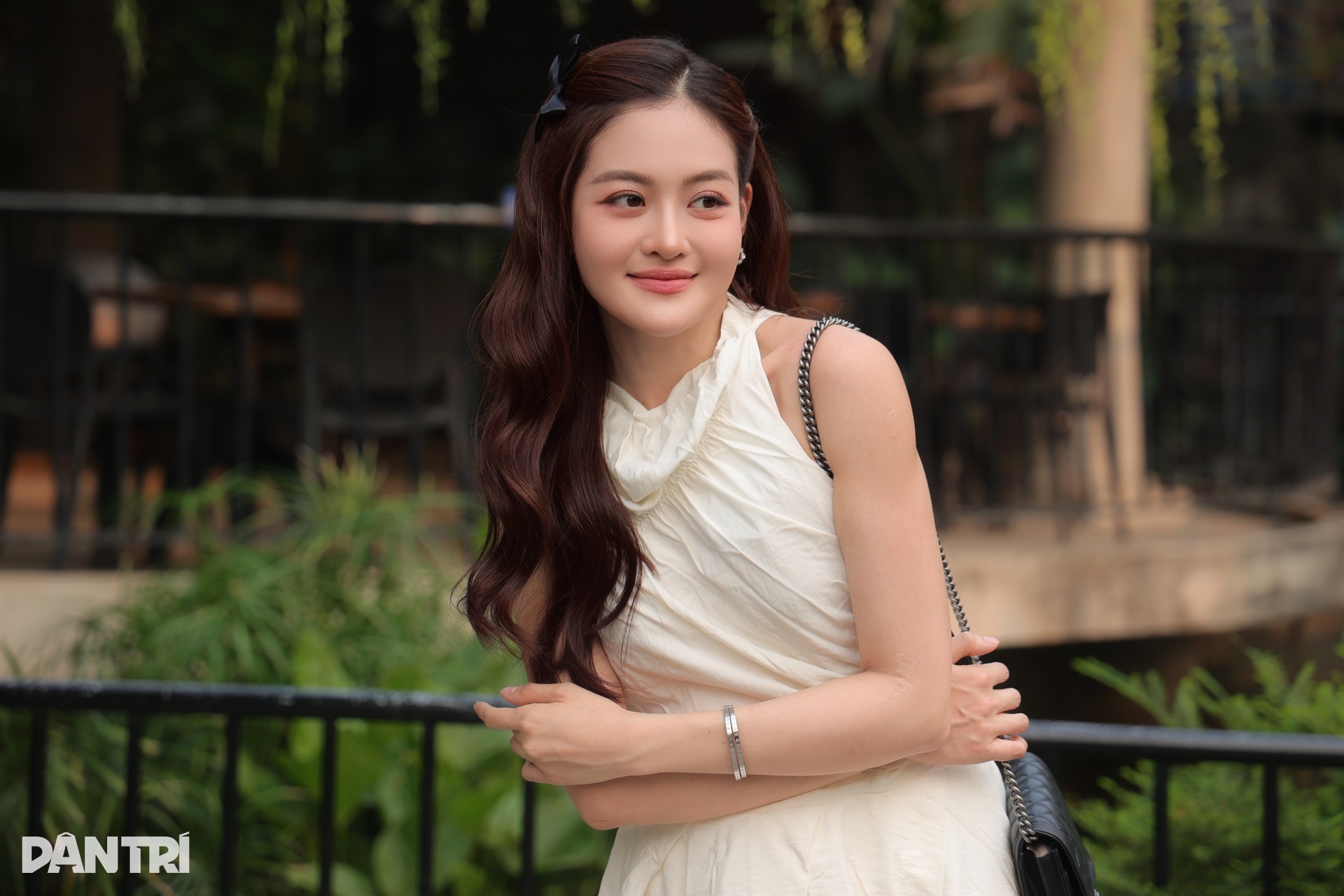 Nữ diễn viên phim giờ vàng cuốn hút nhờ gu thời trang tinh tế - 12