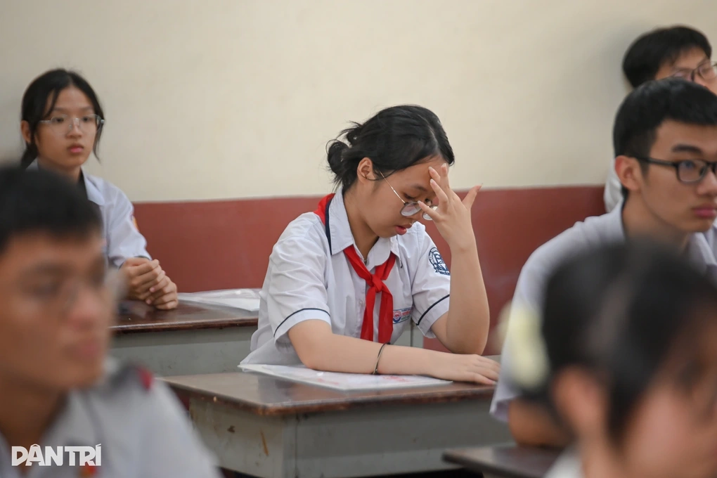 Vì sao chưa thể bỏ thi lớp 10, kỳ thi ám ảnh đời học sinh - 2