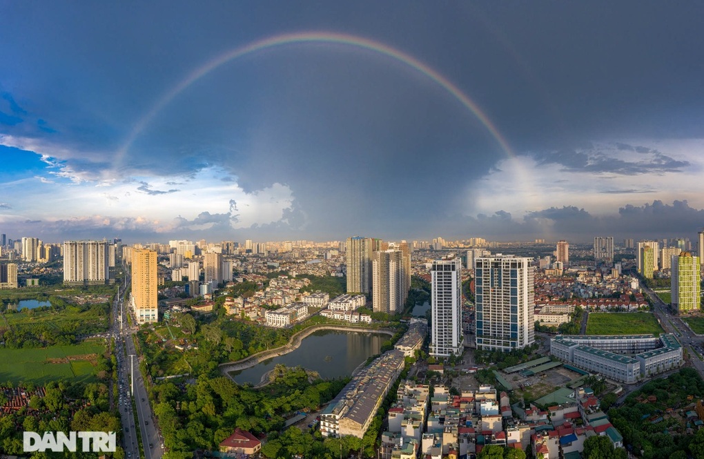 Tổng Bí thư, Chủ tịch nước: “Cứ xây nhà lên bán nhưng đường sá không ai lo” - 2