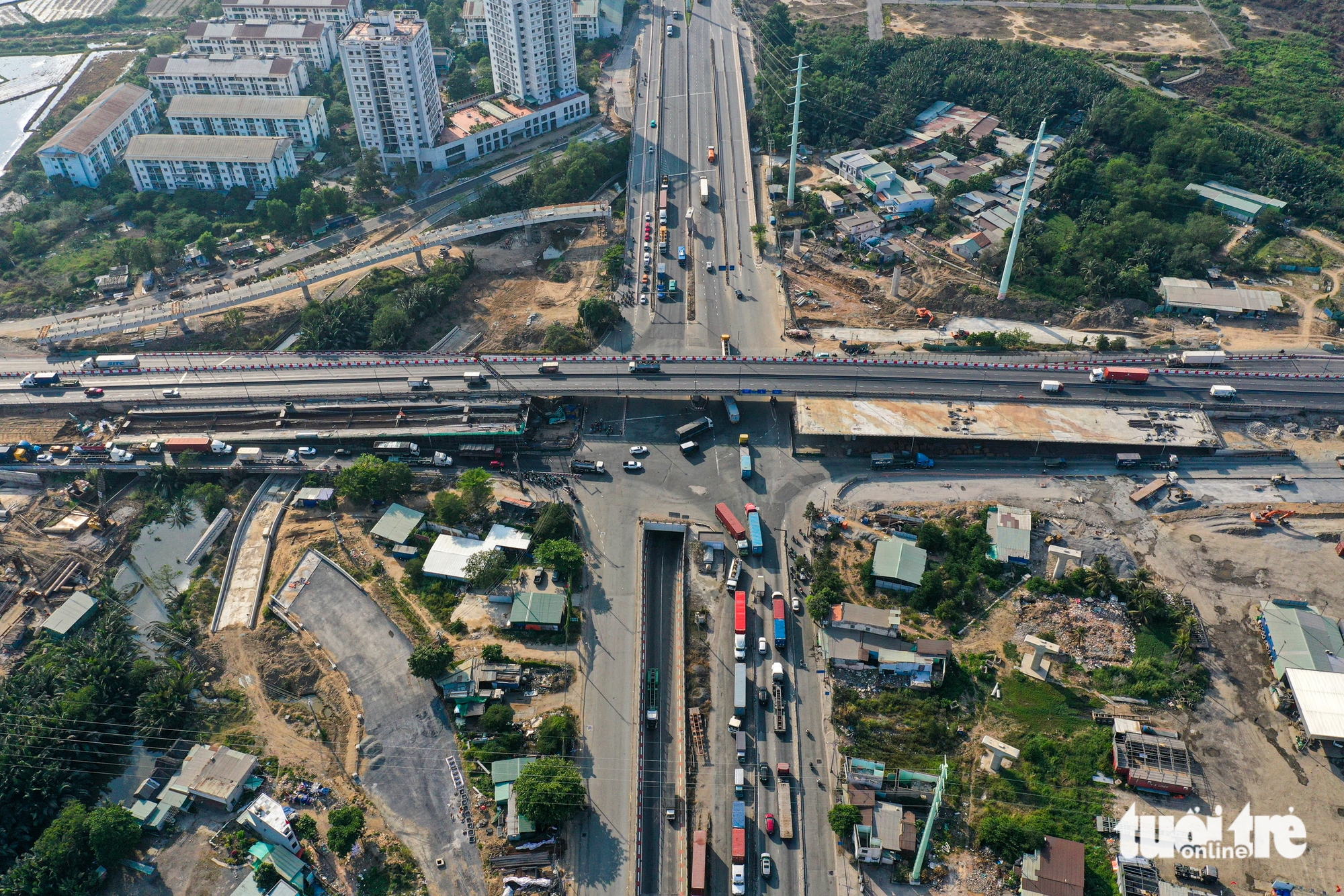 Hiện trạng khu vực làm đường hơn 8.700 tỉ đồng kết nối cảng Cát Lái và Phú Hữu 3 cát lái - Ảnh 3.