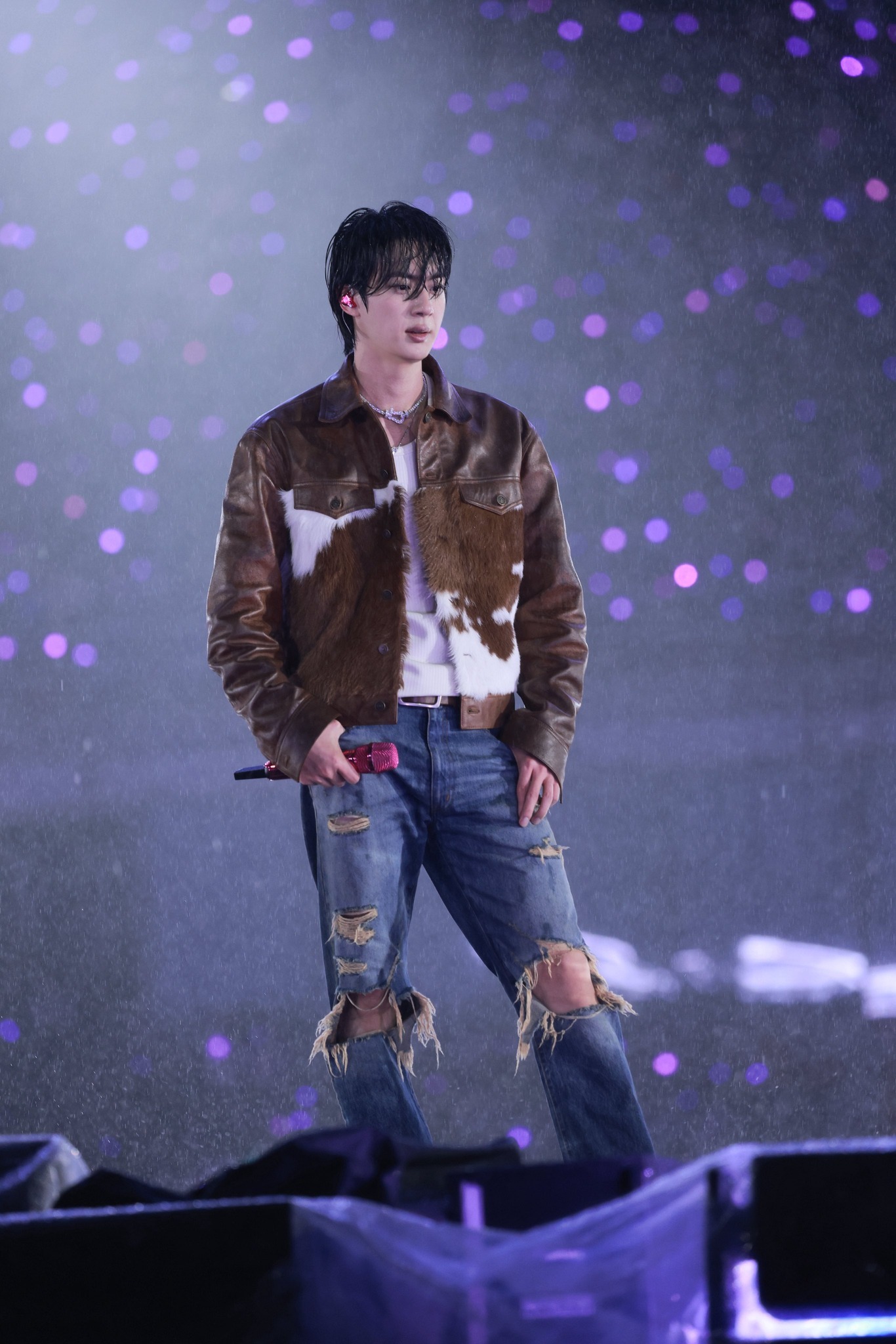 1775805533 698 Review concert 360 do dau tien cua BTS co gi