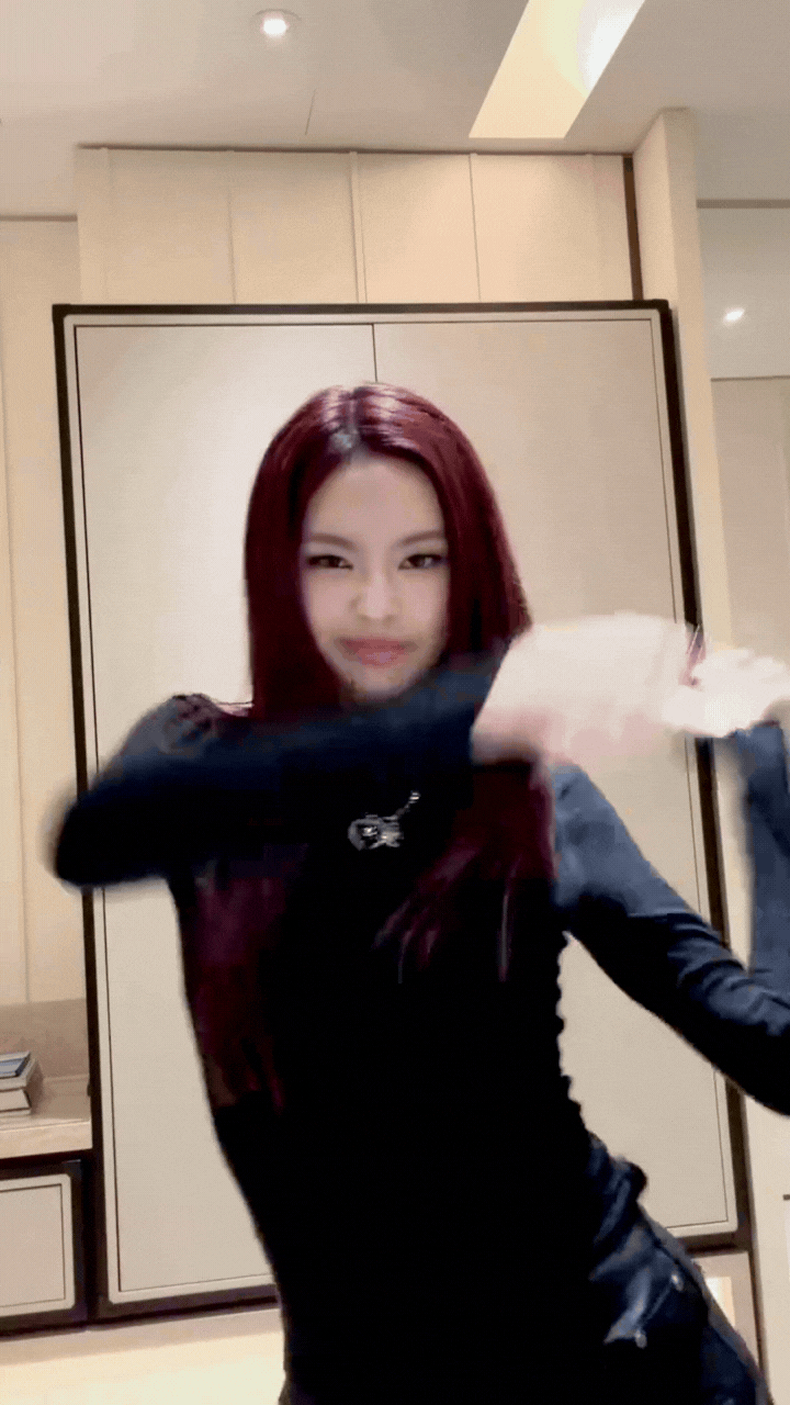 Nam nghệ sĩ đang càn quét MXH chỉ bằng 15 giây: Cỗ máy nhảy nổi tiếng toàn cầu, tài sản bạc tỷ nghe mà kinh ngạc- Ảnh 5.