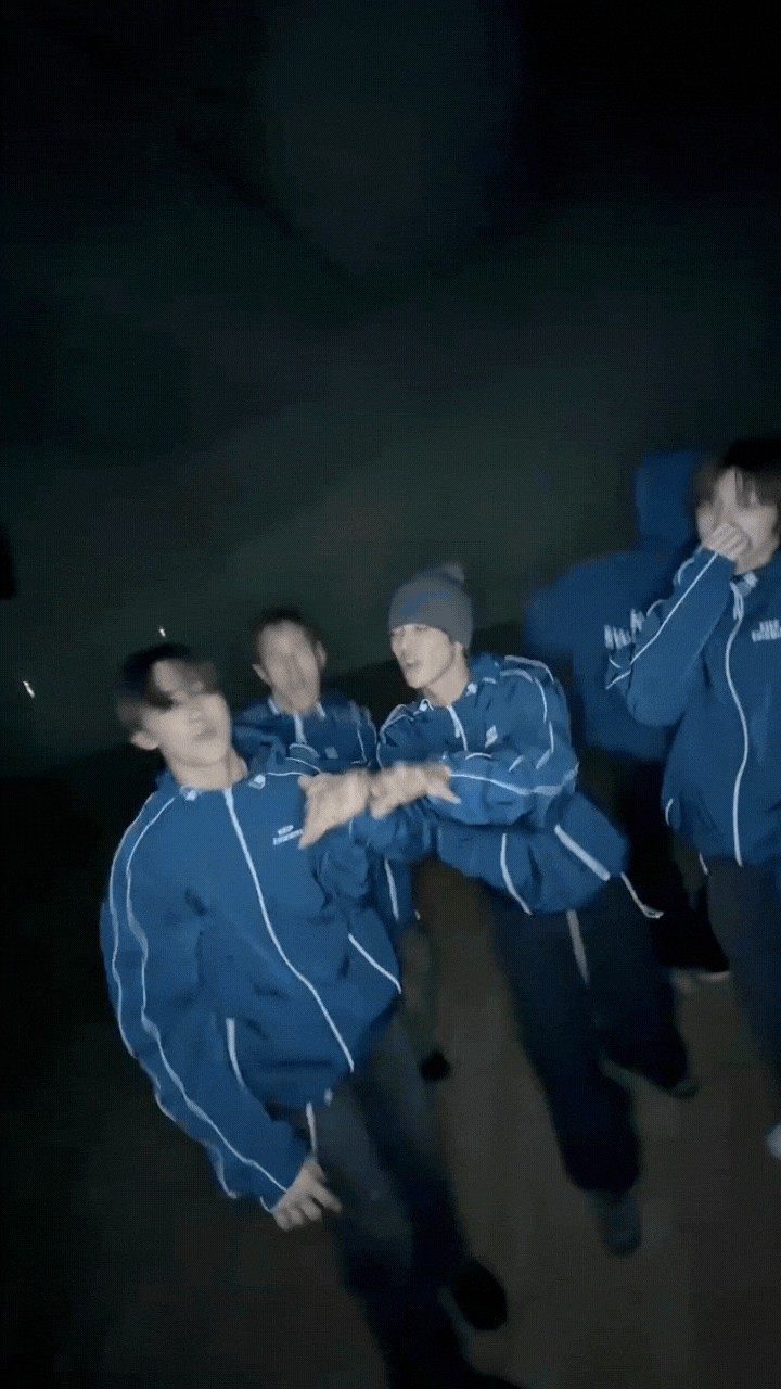 Nam nghệ sĩ đang càn quét MXH chỉ bằng 15 giây: Cỗ máy nhảy nổi tiếng toàn cầu, tài sản bạc tỷ nghe mà kinh ngạc- Ảnh 6.