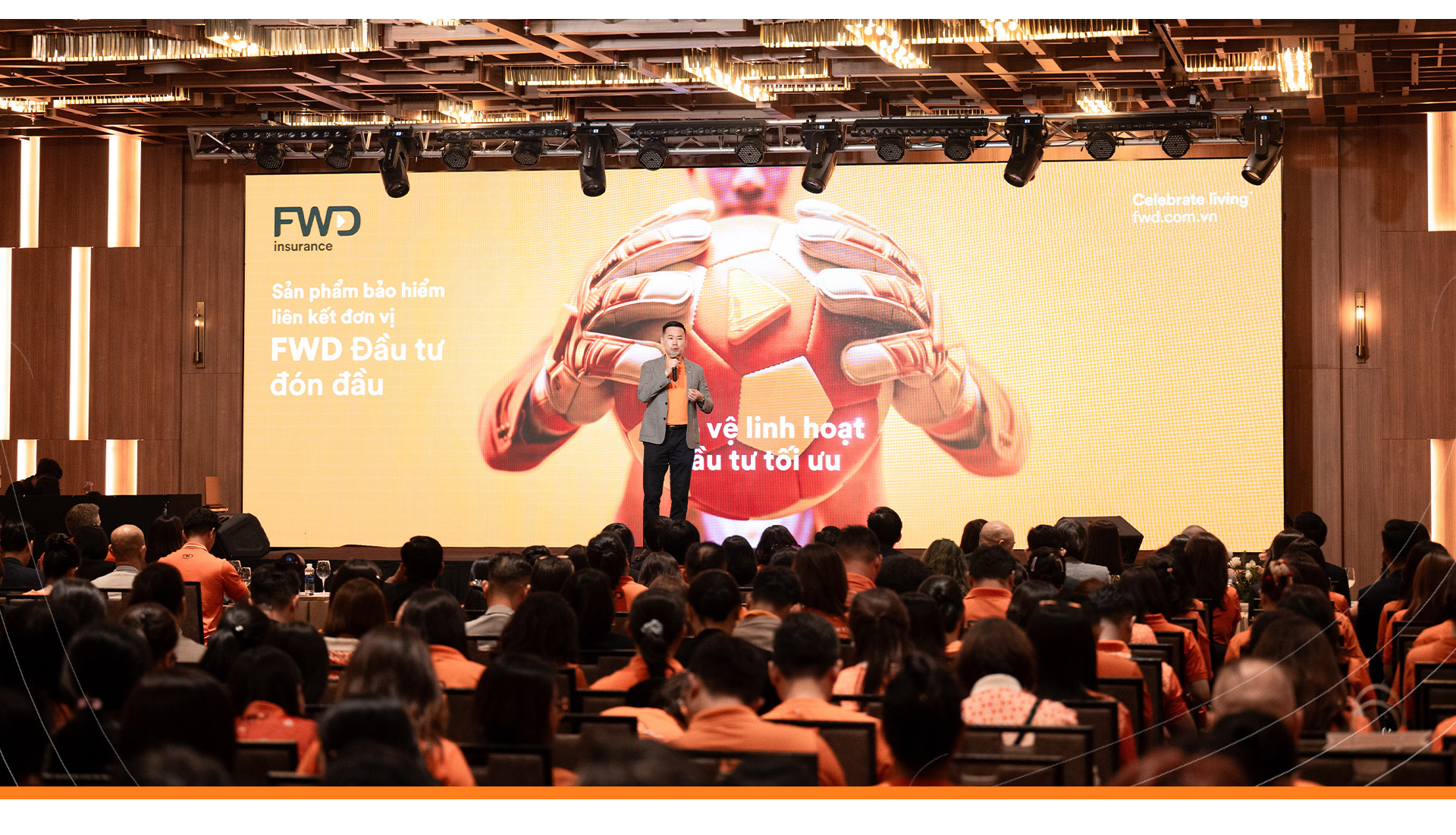 CEO FWD Việt Nam: Đầu tư bền vững cần bắt đầu từ bảo vệ - Ảnh 3. CEO FWD Việt Nam: Đầu tư bền vững cần bắt đầu từ bảo vệ - Ảnh 3.