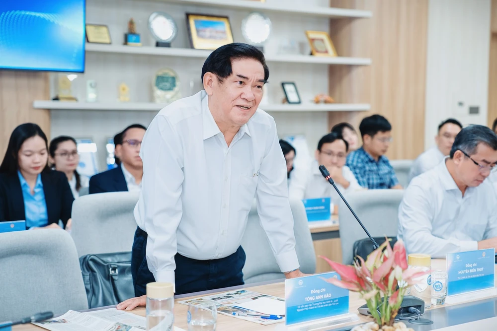 Ông Tống Anh Hào, nguyên Phó Chánh án TAND Tối cao, phát biểu tại tọa đàm. Ảnh: NGUYỄN CHÍNH ong-tong-anh-hao.jpg