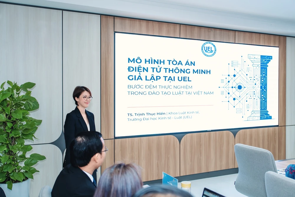 TS Trịnh Thục Hiền co-trinh-thuc-hien.jpg