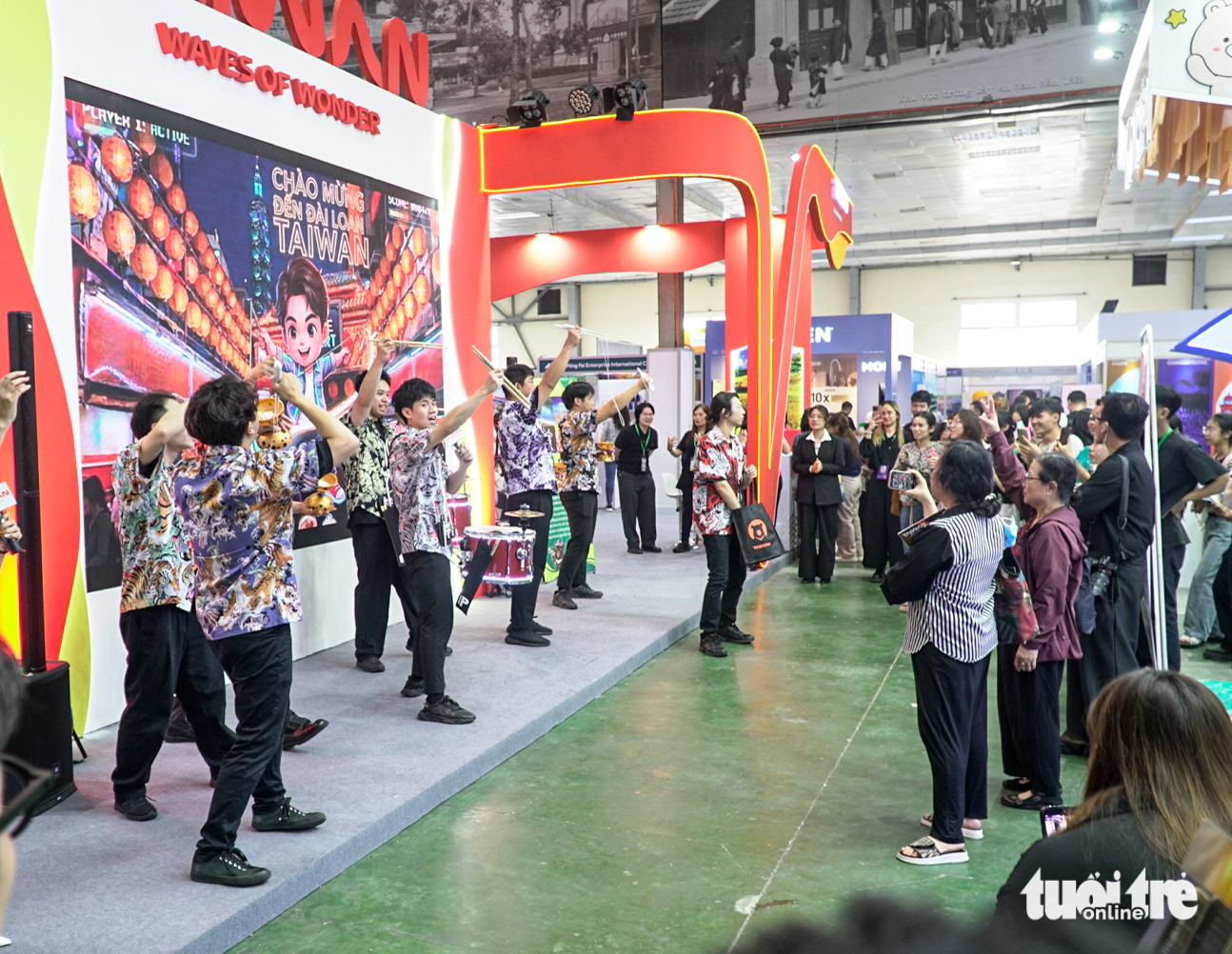 du khách - Ảnh 3.