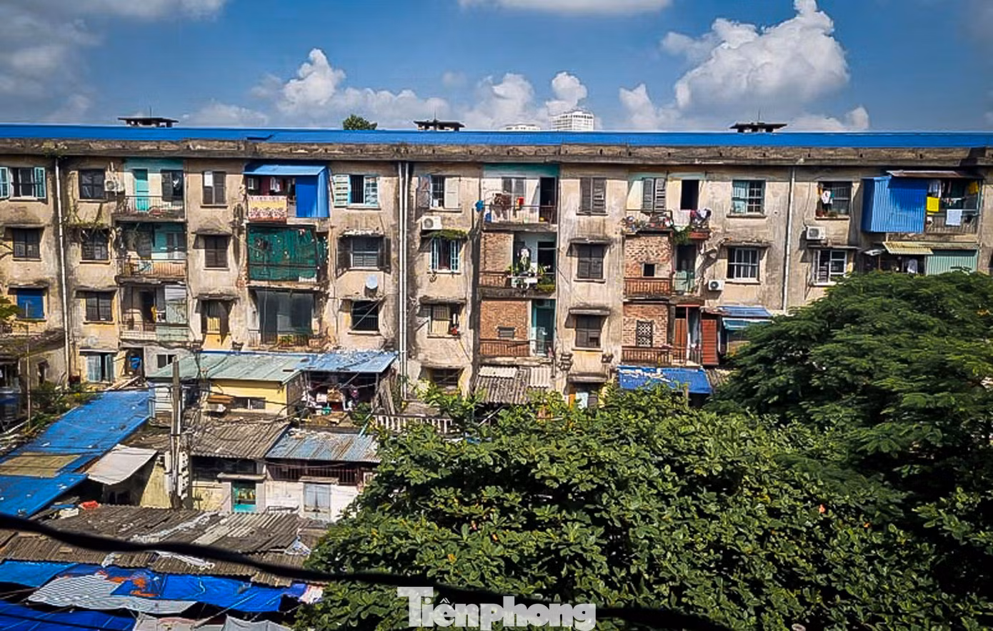 1775820267 465 Tan thay cuoc song nguoi dan tai cac khu chung.avif