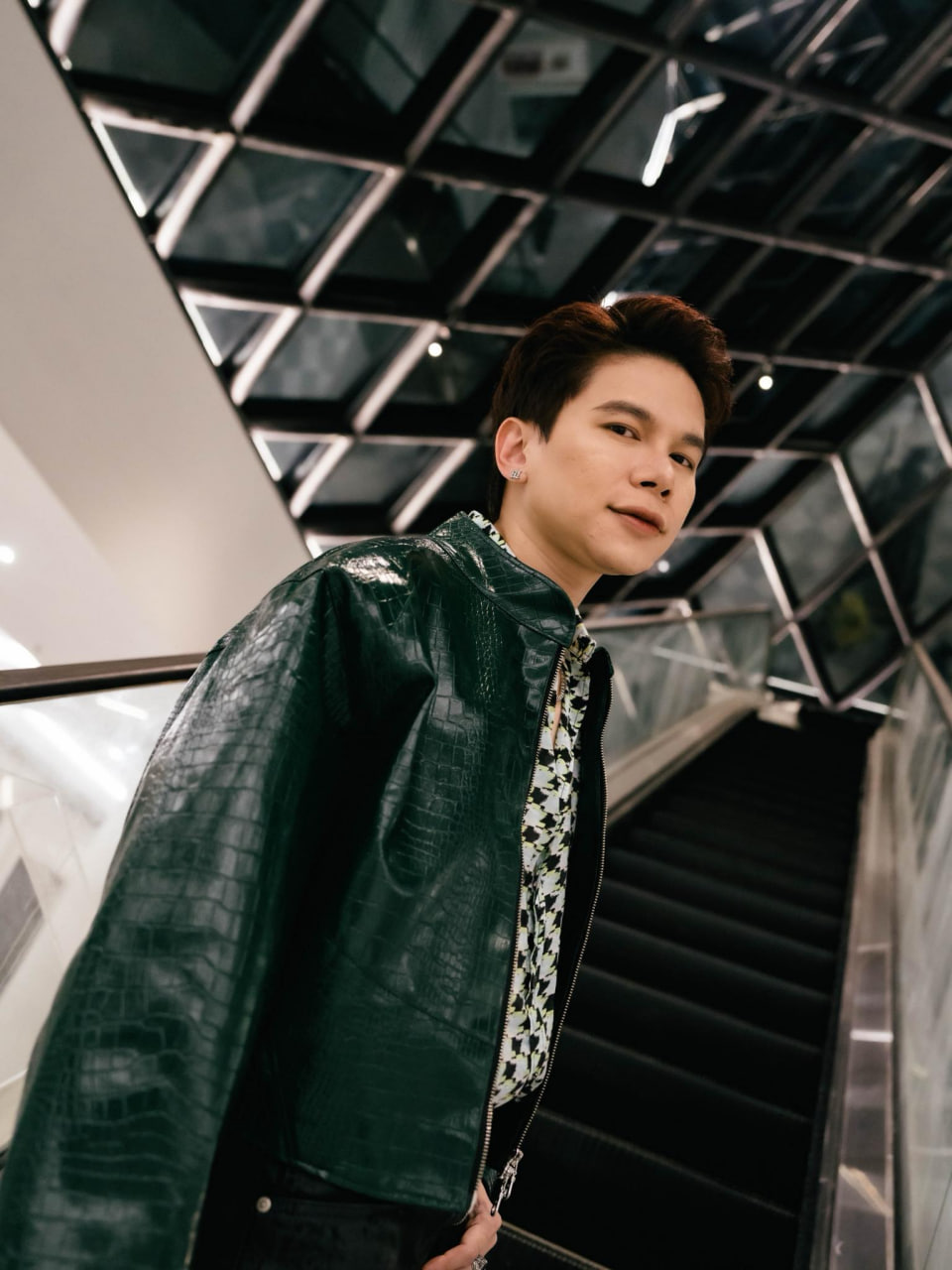 1775822902 457 Hoang Ton duoc khen hat hay hon ca SOOBIN