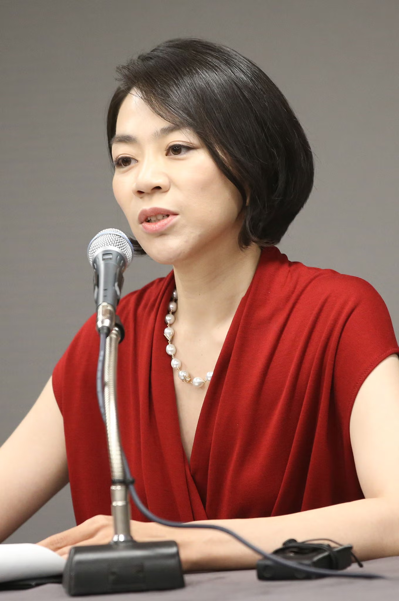 1775823579 898 Nguoi bi duoi khoi may bay trong tui nhuc 12