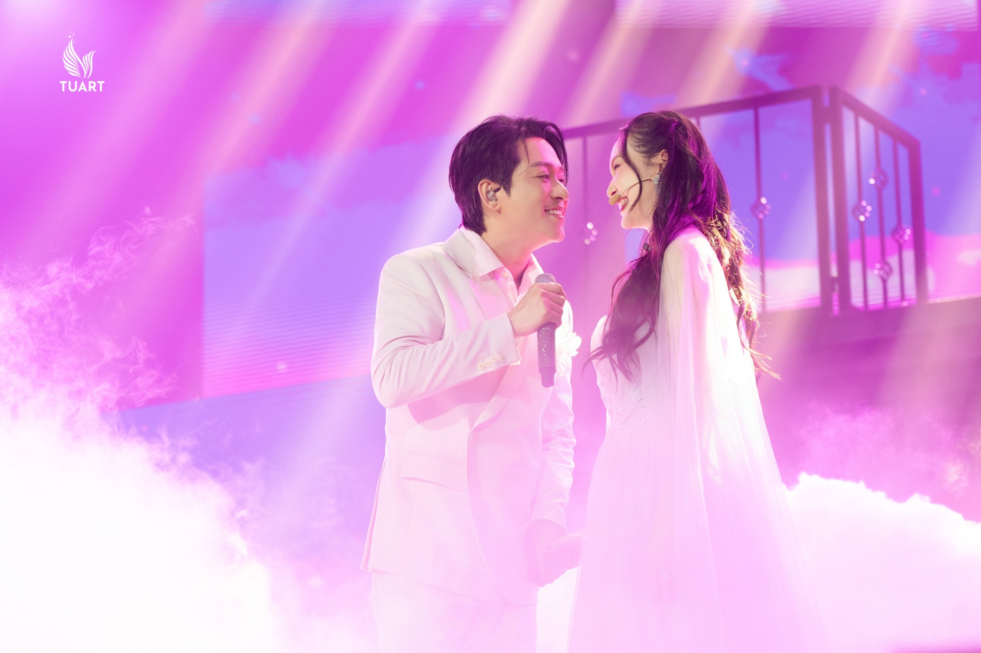 Tuấn Hưng lên tiếng khi Hương Baby bị chê thẩm mỹ quá đà- Ảnh 5.