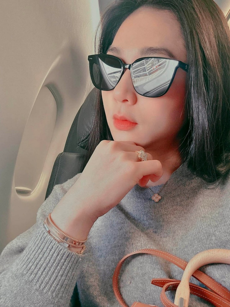 'Vòng may mắn' trăm triệu đồng của sao Việt - 5