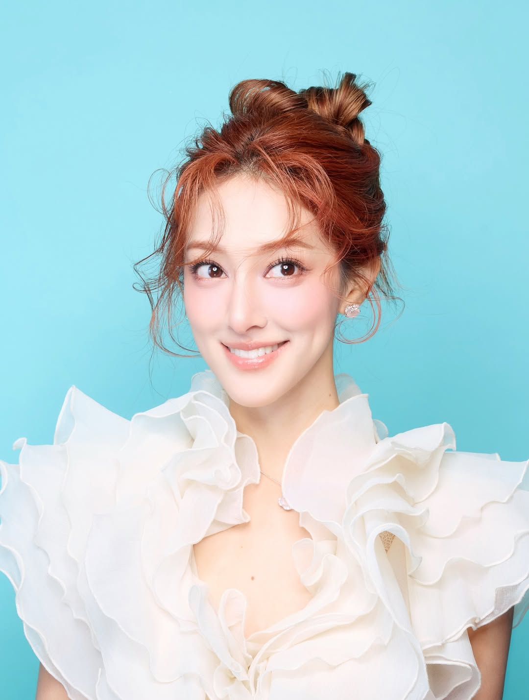 Đối thủ giàu nhất show Tỷ Tỷ của Trang Pháp: Hoa hậu sở hữu 4.800 tỷ, giữ chồng tài tử ở nhà suốt 8 năm vì 1 lý do- Ảnh 2.