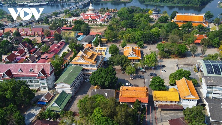 Làng du lịch Lin Chang, điểm đến khám phá văn hóa Việt hấp dẫn tại Thái Lan 4 Chùa Khánh Thiện, ngôi chùa của người Việt hơn 200 năm tuổi bên dòng sông Kwai.
