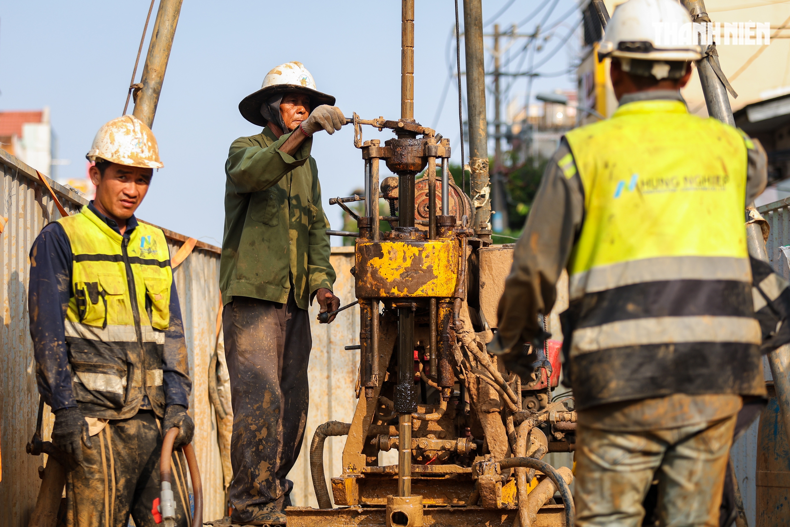 Hàng trăm điểm khoan khảo sát địa chất dọc tuyến metro số 2 tại TP.HCM- Ảnh 4.