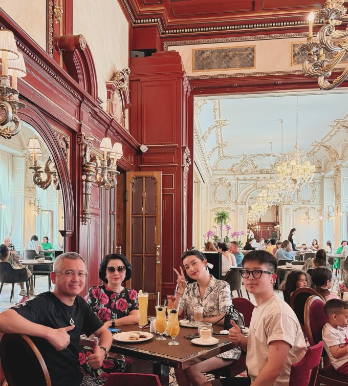 Cuộc sống của Huyền My sau 12 năm làm Á hậu Việt Nam 10 Cuộc sống của Huyền My sau 12 năm làm Á hậu Việt Nam - 9