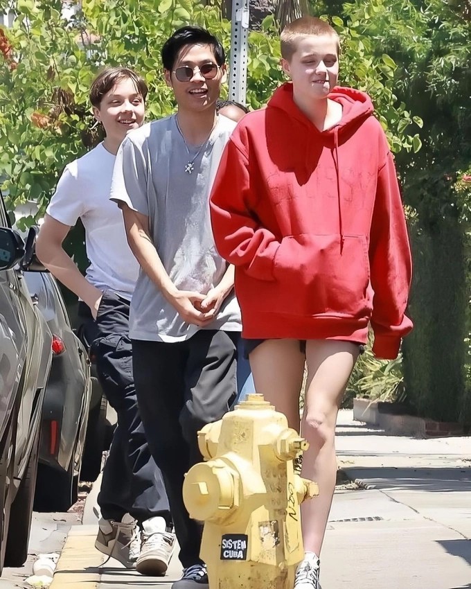 Hành trình 'lột xác' từ tomboy thành mỹ nhân của con gái Angelina Jolie - 8