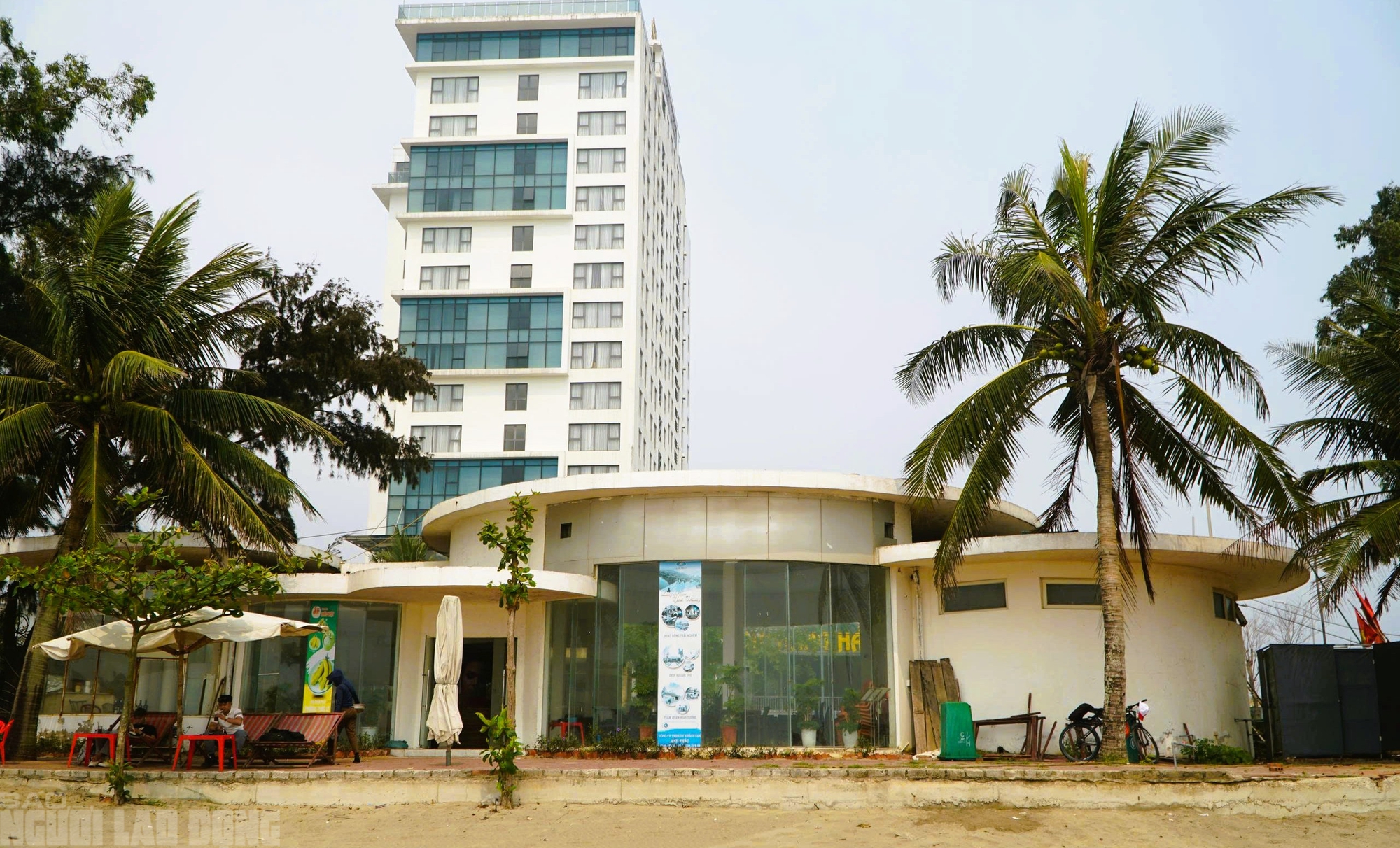 Hiện trạng 14 hubway ven biển Sầm Sơn do FLC trả lại cho Thanh Hóa trước ngày đấu giá 5 Hiện trạng 14 hubway ven biển Sầm Sơn do FLC trả lại cho Thanh Hóa trước ngày đấu giá - Ảnh 8.