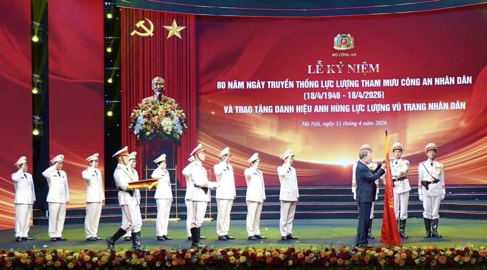 1775896726 272 Tong Bi thu Chu tich nuoc Xay dung luc luong.webp