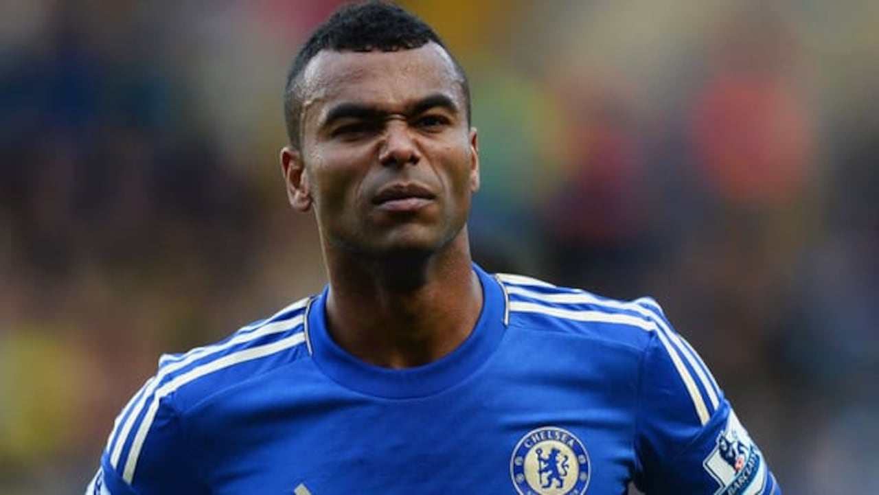 10 cầu thủ từng vô địch Ngoại hạng Anh với 2 CLB 3 “Hiếm có khó tìm”: 10 cầu thủ từng vô địch Ngoại hạng Anh với 2 CLB - Ảnh 3.