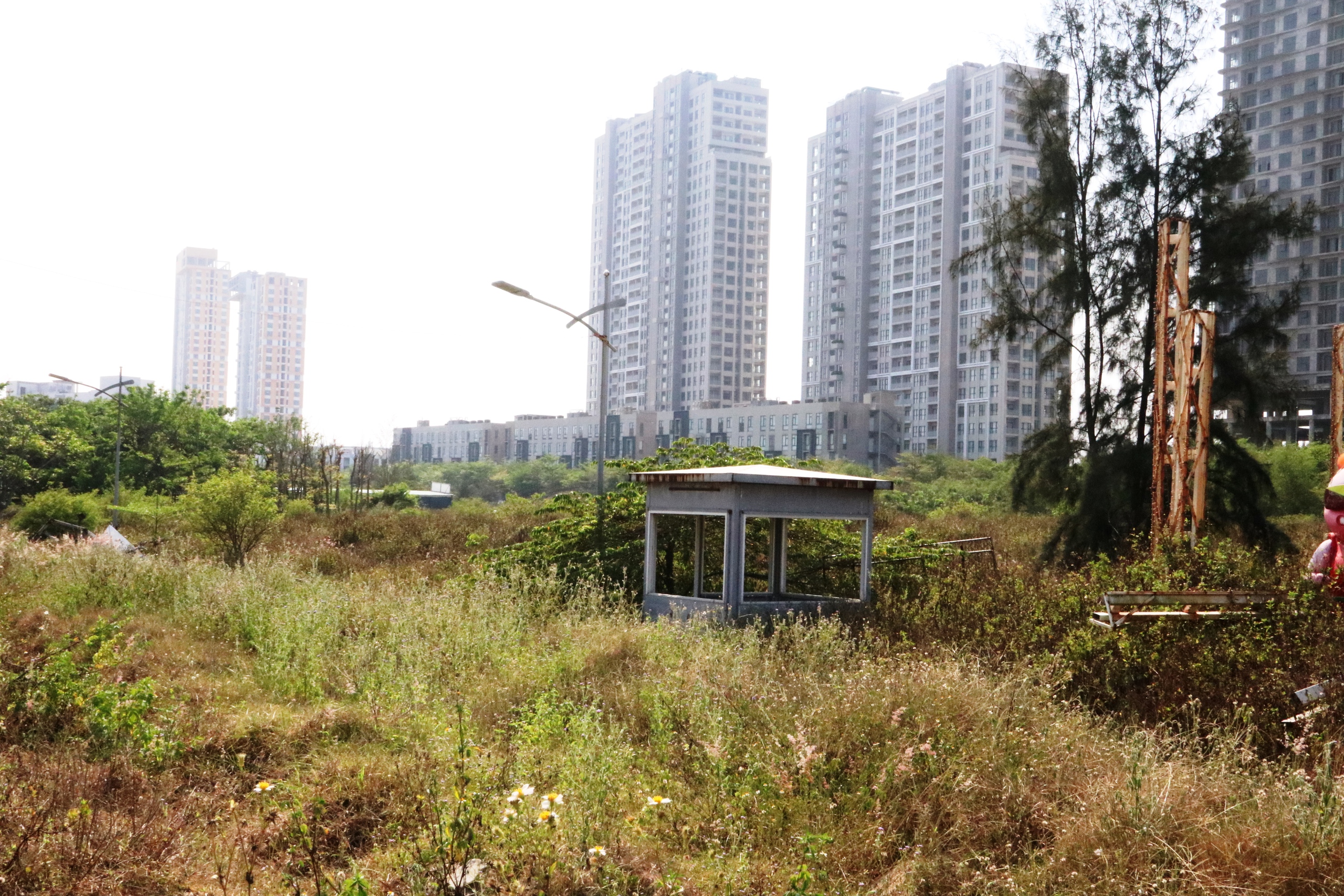 Cận cảnh 'siêu dự án' 11.000 tỉ đồng hoang tàn trên đất vàng ở Đà Nẵng- Ảnh 6.