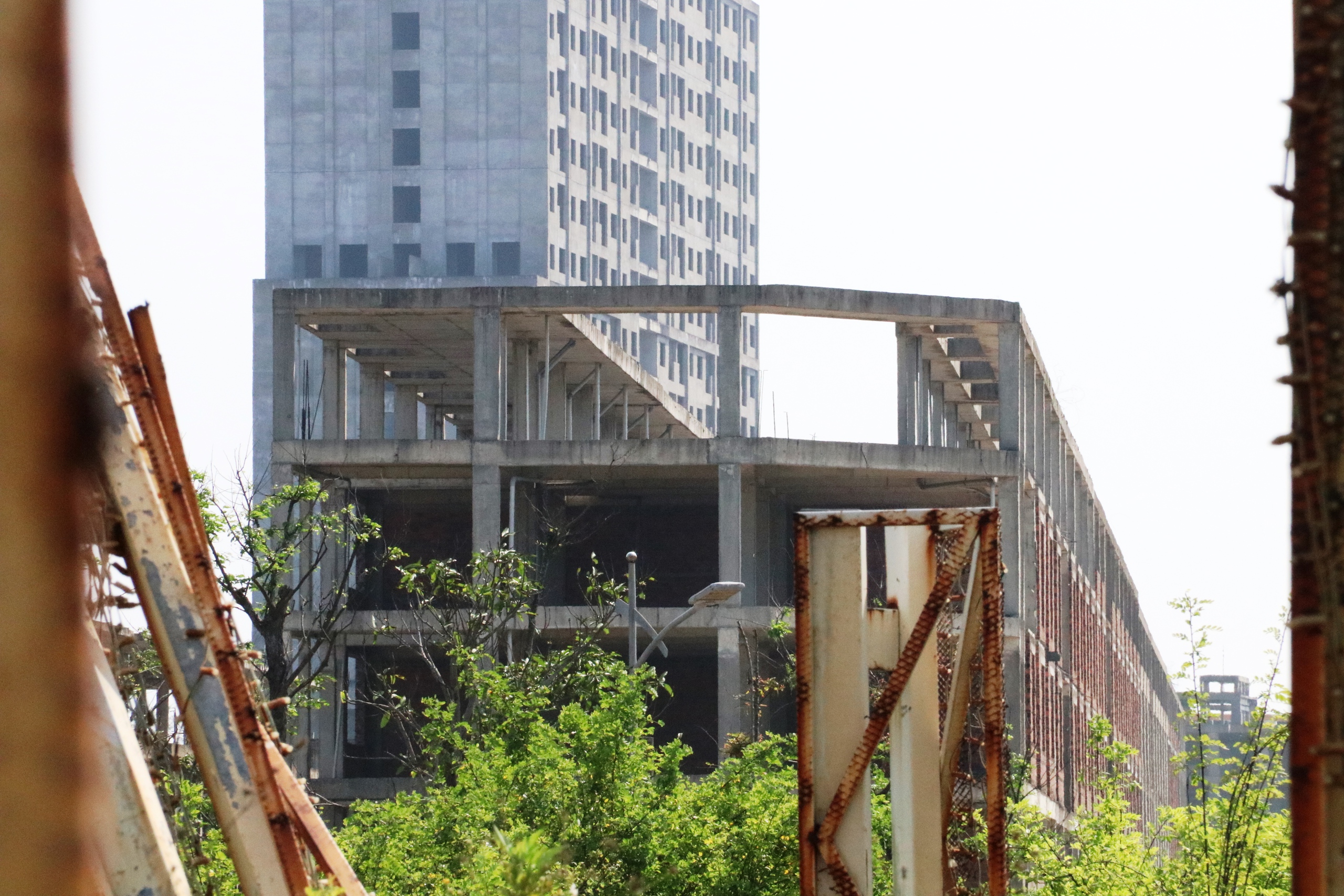 Cận cảnh 'siêu dự án' 11.000 tỉ đồng hoang tàn trên đất vàng ở Đà Nẵng- Ảnh 10.