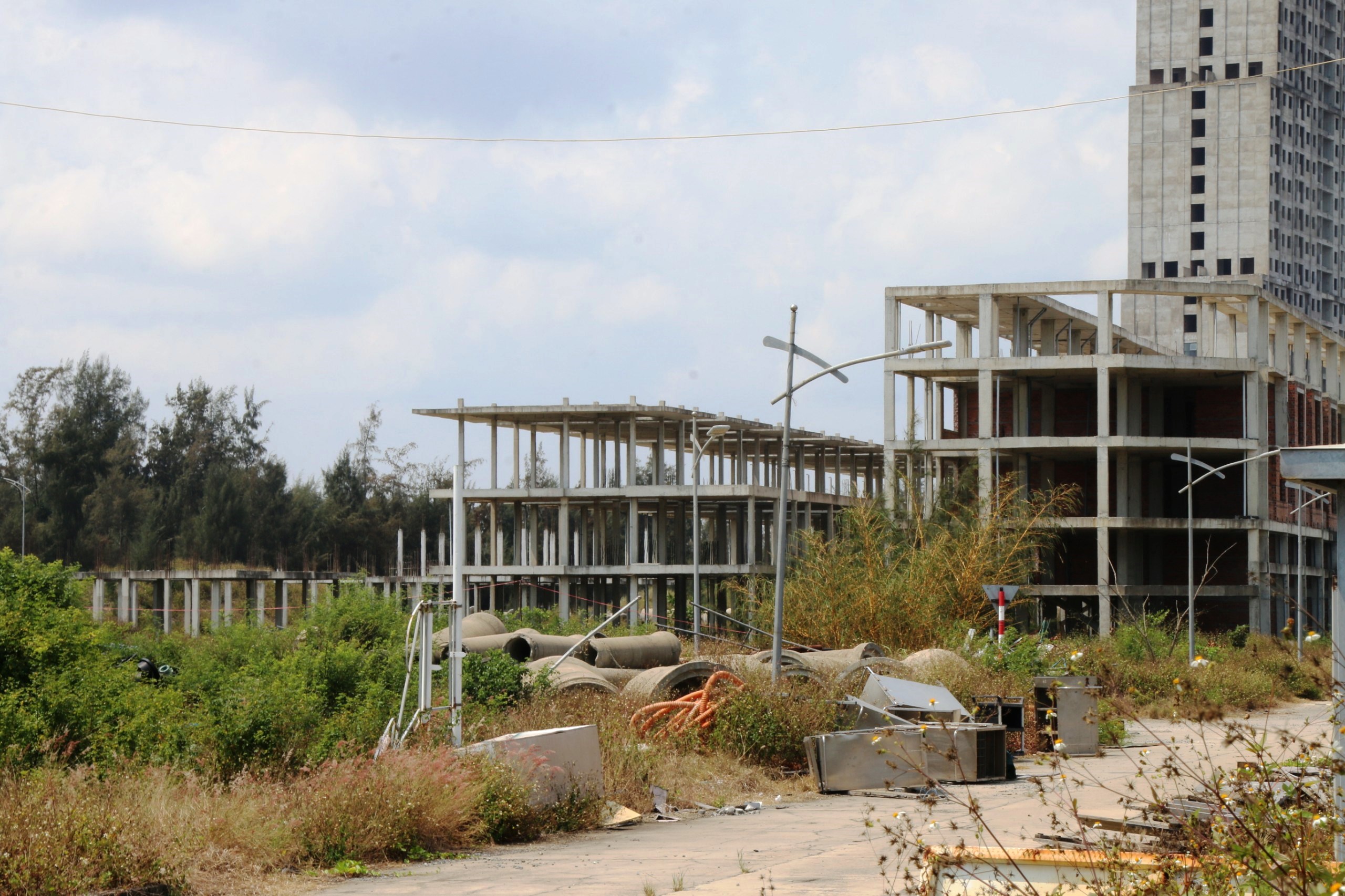 Cận cảnh 'siêu dự án' 11.000 tỉ đồng hoang tàn trên đất vàng ở Đà Nẵng- Ảnh 14.
