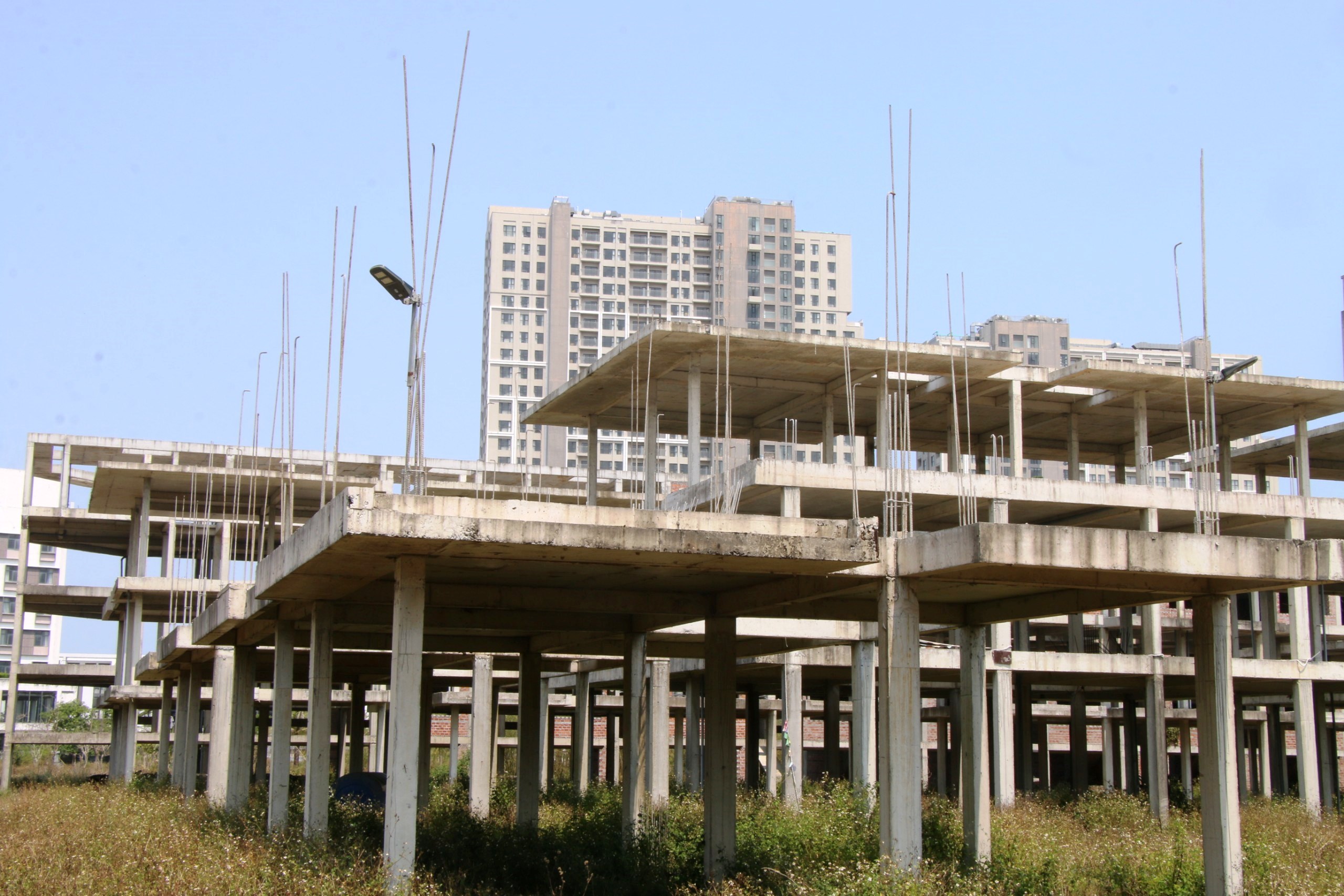 Cận cảnh 'siêu dự án' 11.000 tỉ đồng hoang tàn trên đất vàng ở Đà Nẵng- Ảnh 16.