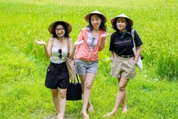 Trốn nóng ở Mai Châu - 'nàng thơ' vùng Tây Bắc