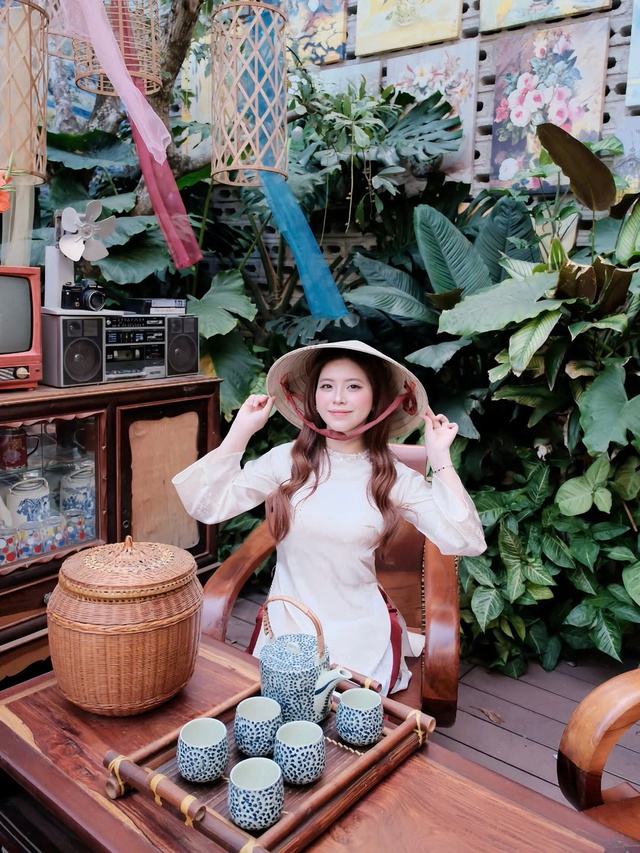 Bản phối độc đáo ngày hè với những chiếc nón lá- Ảnh 8. Bản phối độc đáo ngày hè với những chiếc nón lá- Ảnh 8.