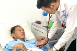 Người đàn ông 50 tuổi ở Phú Thọ bị biến chứng bệnh tiểu đường nặng, thừa nhận 2 sai lầm nhiều người Việt mắc phải