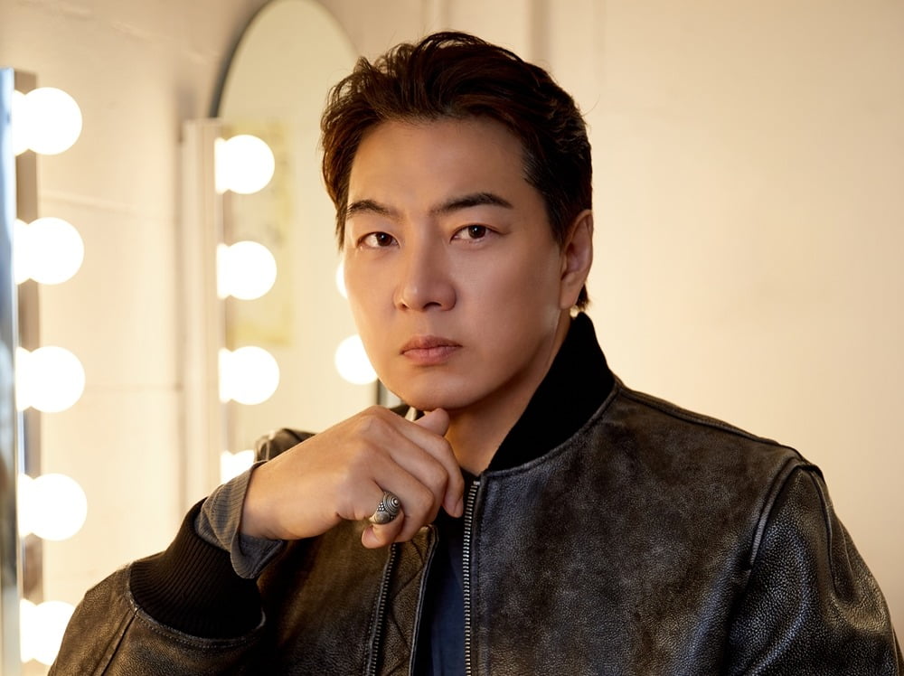 Nam tài tử một thời chiếm sóng nay 