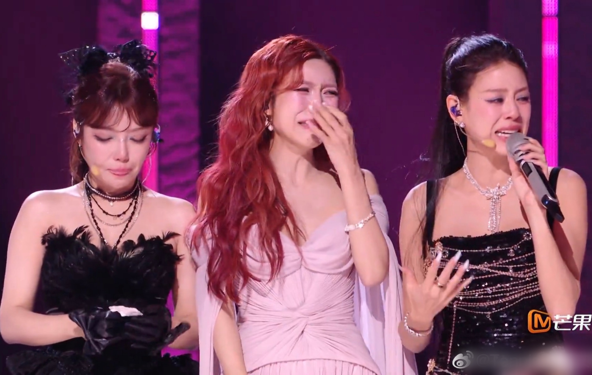 Người khiến Trang Pháp chịu uất ức ở Tỷ Tỷ 2026: Nữ thần mặt mộc có vòng 1 đẹp nhất Cbiz, ích kỷ xấu tính không ai bằng- Ảnh 2.