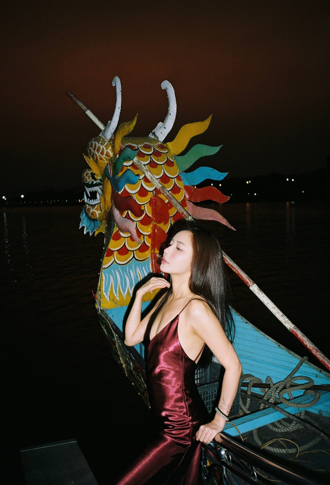 Tăng Duy Tân gọi Bích Phương là em ngọt xớt, fan đồng loạt giục 