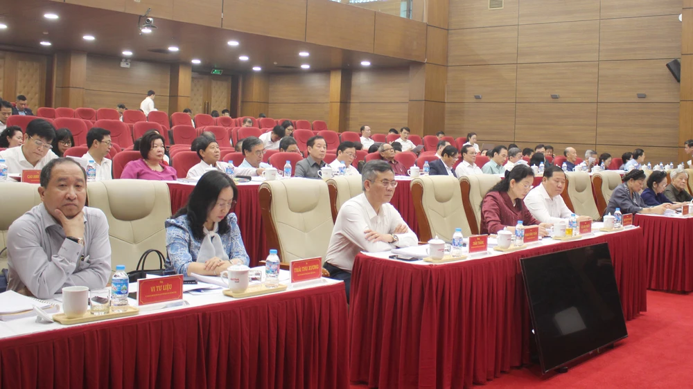 Các đại biểu tham dự hội nghị. dai-bieu (2).jpg